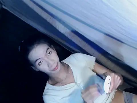 xyourdreamtrans online show from October 2025 04:40:01 AM