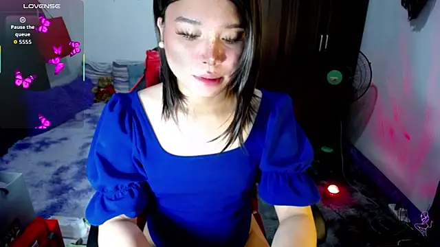 Snapshot of Urassiansweetcummer chatting on February 2026 08:10:01 AM Urassiansweetcummer online show from February 2026 08:10:01 AM