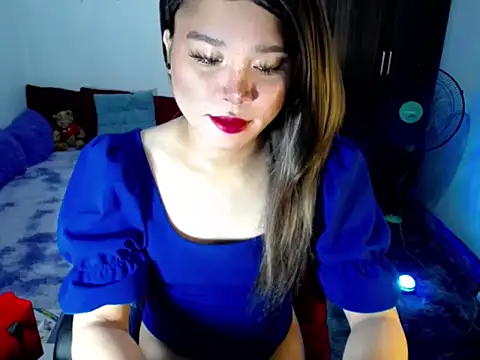 Snapshot of Urassiansweetcummer chatting on March 2026 12:02:01 AM Urassiansweetcummer online show from March 2026 12:02:01 AM