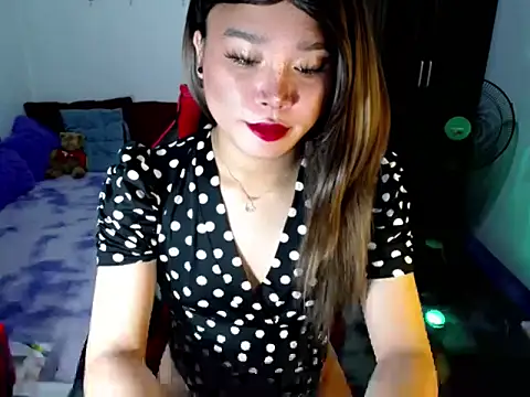 Snapshot of Urassiansweetcummer chatting on March 2026 08:15:02 PM Urassiansweetcummer online show from March 2026 08:15:02 PM