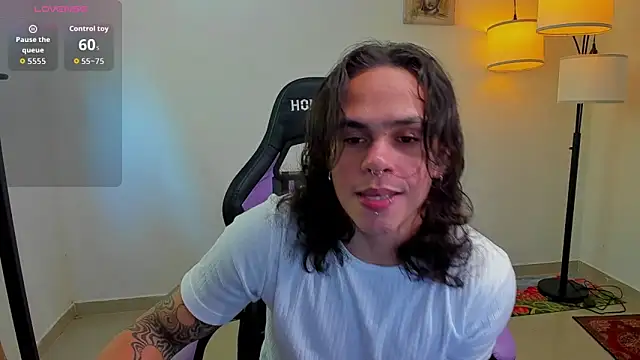 Maximiliano scoott   online show from November 2025 06:10:01 PM