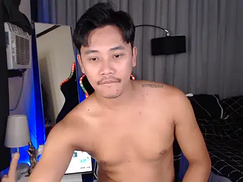 alexsuckable01 online show from April 2026 07:05:02 PM