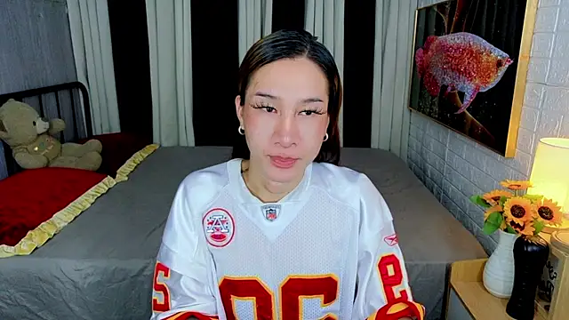 TRANSGODDESSA online show from October 2025 12:34:02 PM