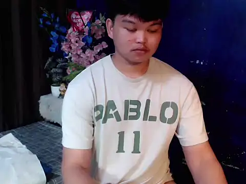 Reynelcock online show from March 2026 03:52:01 PM