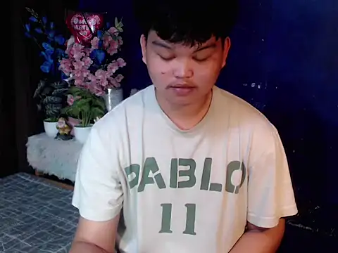 Reynelcock online show from March 2026 03:30:02 PM