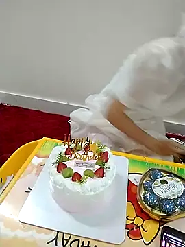 Snapshot of Kembong01 chatting on April 2026 01:18:01 AM Kembong01 online show from April 2026 01:18:01 AM