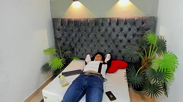 ALAN REDINGER online show from November 2025 01:10:02 PM