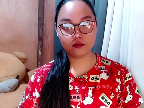  Lylia online show from February 2026 09:22:01 PM