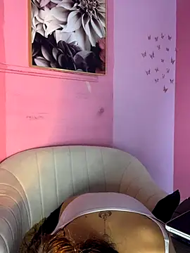 Alaska euphoria online show from December 2025 06:37:02 PM