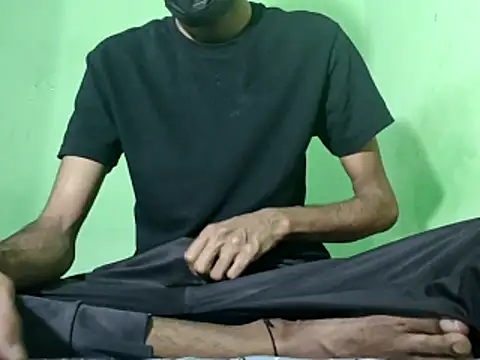 Snapshot of rockyy23boy chatting on October 2025 10:38:01 AM rockyy23boy online show from October 2025 10:38:01 AM