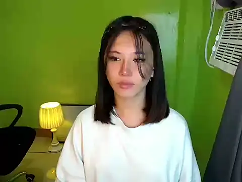 Ricaliciuos online show from April 2026 09:20:02 PM