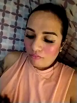 enoria1992 online show from November 2025 02:32:01 AM