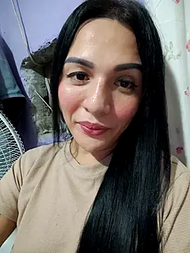 Snapshot of enoria1992 chatting on July 2026 08:45:02 AM enoria1992 online show from July 2026 08:45:02 AM