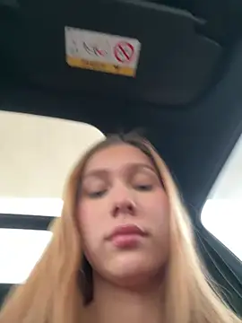 Nikii   online show from March 2026 04:07:02 PM