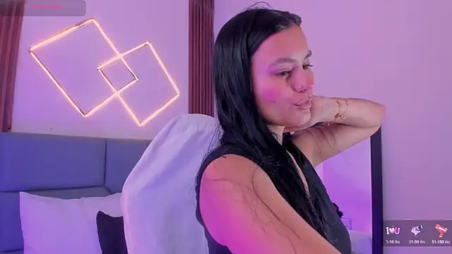 Miiaa jones online show from February 2026 12:46:01 PM