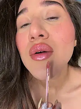 julieta jhonss online show from May 2026 02:06:01 AM