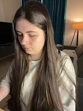 Lovely Waifu online show from April 2026 10:49:02 AM