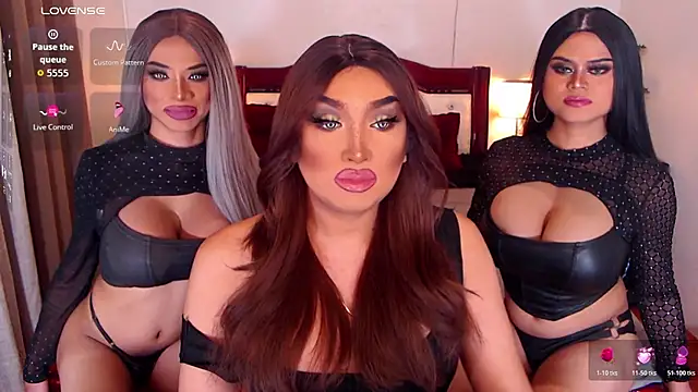 DoniaSabrina online show from March 2026 07:53:02 PM