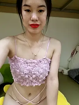 Baby-ladytits2025 online show from October 2025 04:32:01 AM