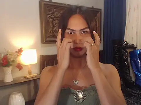 Nathalieheartt online show from July 2026 01:26:01 PM