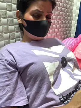 Hot Jaanvi  online show from March 2026 05:25:01 PM