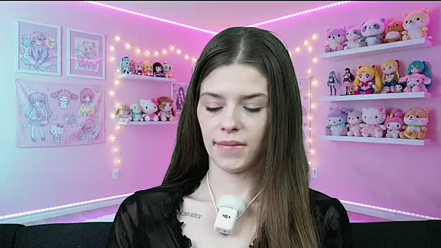 Snapshot of sukie_spooky chatting on April 2026 09:04:01 AM sukie spooky online show from April 2026 09:04:01 AM