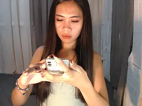 Steffi scott online show from September 2025 01:40:02 AM