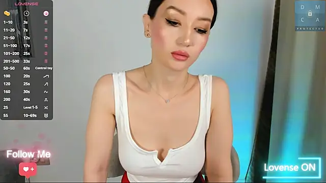 Snapshot of MinaDiamondd chatting on May 2026 04:54:01 AM MinaDiamondd online show from May 2026 04:54:01 AM