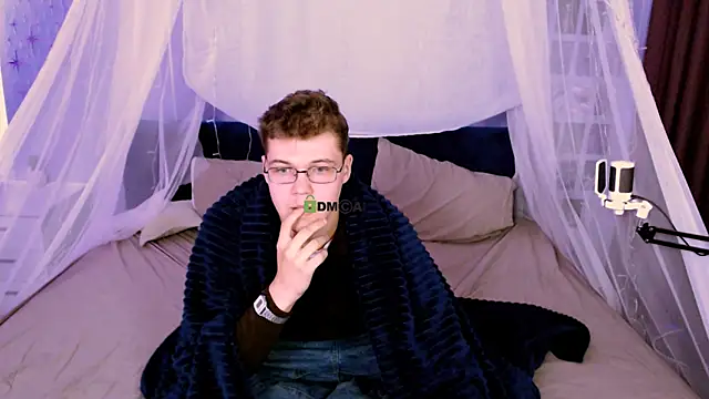 lucas long  online show from October 2025 12:45:02 PM