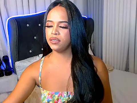 Snapshot of Lorainnelustts chatting on October 2025 01:43:02 PM Lorainnelustts online show from October 2025 01:43:02 PM