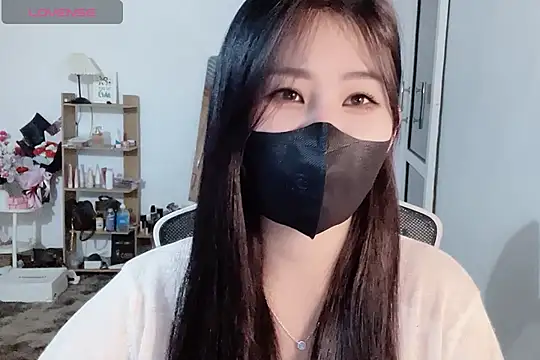    Daisy    online show from November 2025 03:18:02 AM