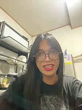 Snapshot of Herbielustts chatting on July 2026 11:46:02 AM Herbielustts online show from July 2026 11:46:02 AM