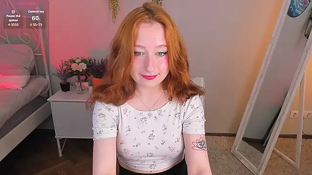 Snapshot of Violet_Griffen chatting on June 2026 03:36:01 PM Violet Griffen online show from June 2026 03:36:01 PM