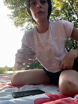 sweetchery999999 online show from September 2025 03:23:02 PM