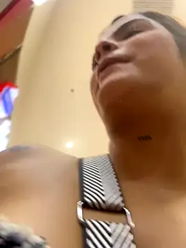 Kaily Sweet16 online show from September 2025 07:35:02 PM