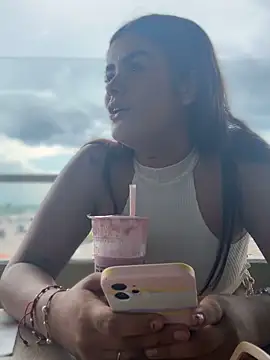 Kaily Sweet16 online show from November 2025 07:13:01 PM