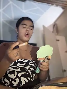 Kaily Sweet16 online show from April 2026 05:36:01 PM