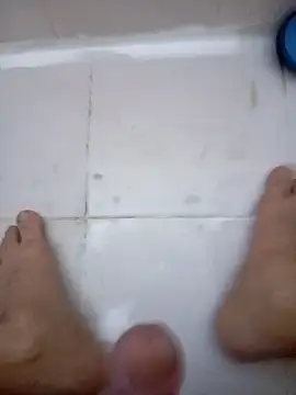 hassan8111 online show from April 2026 09:59:02 PM