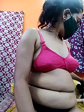 Hotpuja25 online show from June 2026 04:52:02 AM