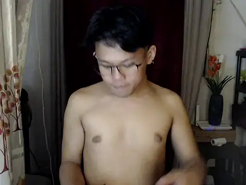 Snapshot of twink_asianbunny chatting on October 2025 03:58:01 PM twink asianbunny online show from October 2025 03:58:01 PM