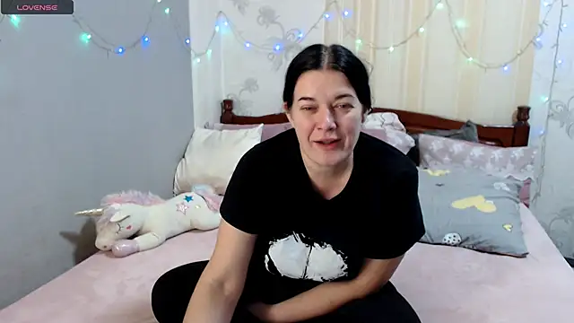 Snapshot of Sasha_cherry chatting on November 2025 10:17:02 AM Sasha cherry online show from November 2025 10:17:02 AM