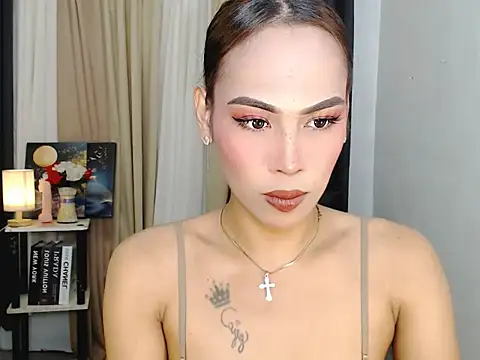 Savanna White online show from November 2025 05:17:01 PM