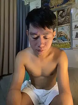 xshyboyx online show from September 2025 03:28:01 AM