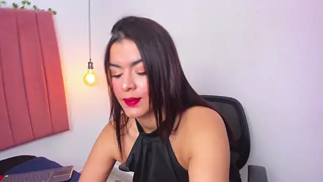 Snapshot of ana_foxi chatting on May 2026 11:51:01 AM ana foxi online show from May 2026 11:51:01 AM