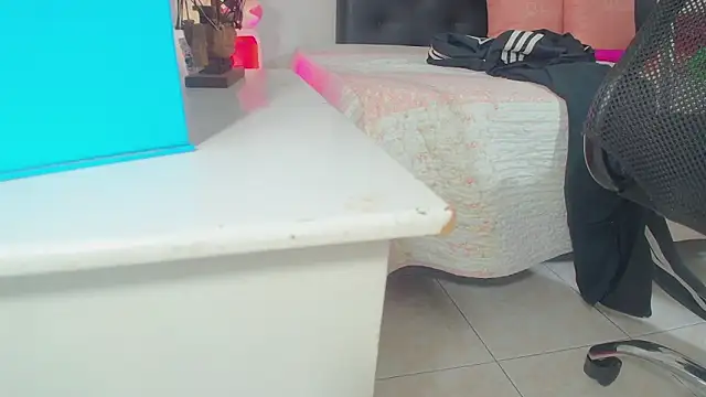 BarbaraGil1 online show from March 2026 03:11:02 AM