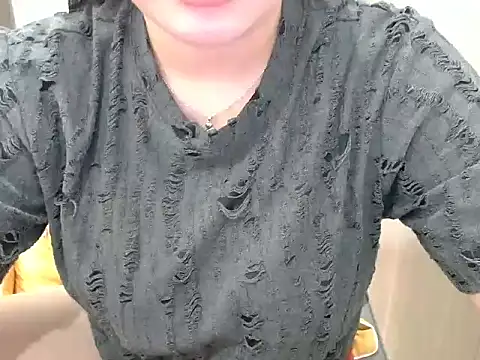 Zhi  2k6 online show from October 2025 05:21:01 PM