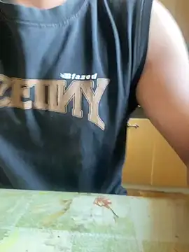 Snapshot of Llovlyboyyyy12 chatting on June 2026 01:47:02 AM Llovlyboyyyy12 online show from June 2026 01:47:02 AM