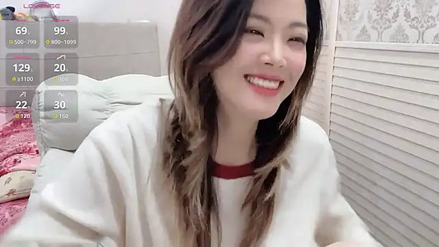 Holiland online show from December 2025 12:58:02 PM