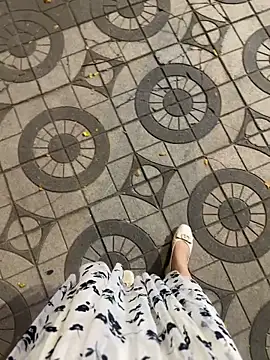 Meii-meyy online show from April 2026 02:29:01 PM