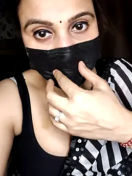 Horny Shalu online show from February 2026 07:28:01 PM